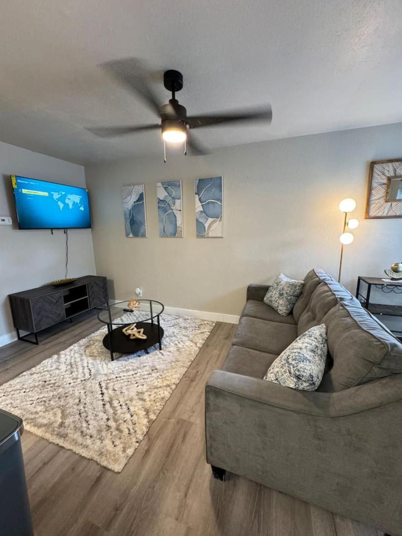 Dt Cozy Urban Escape 1bd1ba